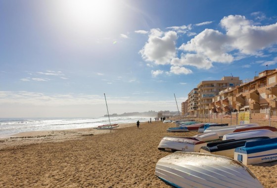Revente - Appartement -
Torrevieja - La Mata