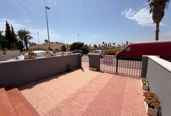 Herverkoop - Rijhuis -
Ciudad Quesada - Rojales - Doña Pepa