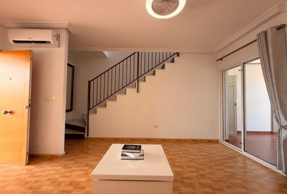 Herverkoop - Rijhuis -
Ciudad Quesada - Rojales - Doña Pepa