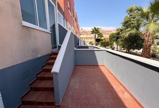 Herverkoop - Rijhuis -
Ciudad Quesada - Rojales - Doña Pepa