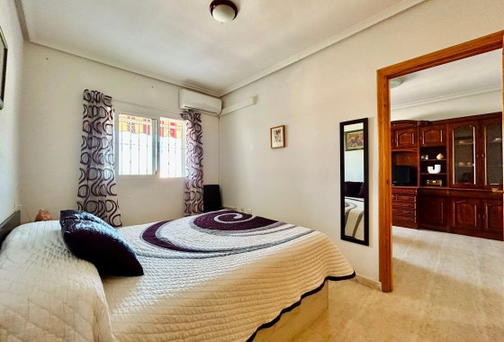 Resale - Apartment / Flat -
La Mata
