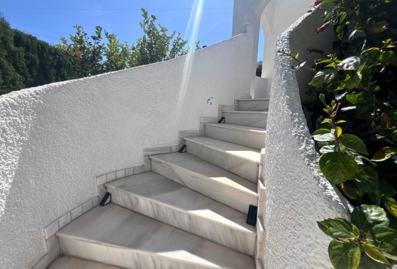 Herverkoop - Halfvrijstaande villa -
Torrevieja - Los Balcones