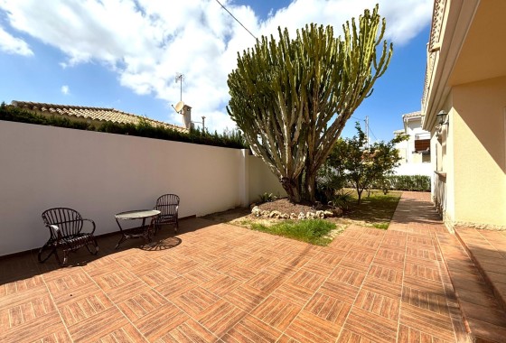 Resale - Detached Villa -
Cabo Roig