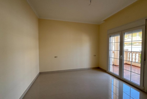 Resale - Detached Villa -
Cabo Roig