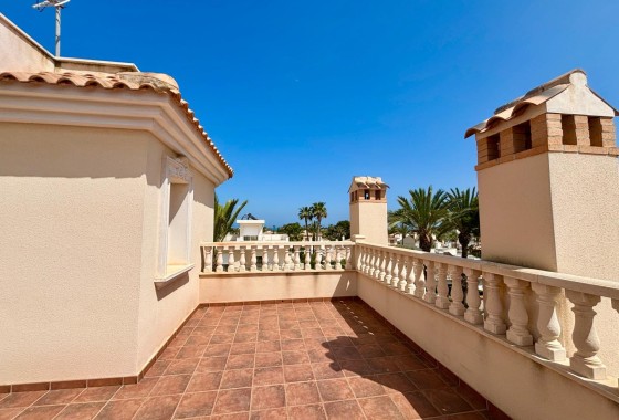 Resale - Detached Villa -
Cabo Roig