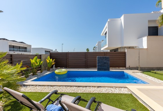 Wiederverkauf - Freistehende Villa -
Orihuela Costa - Entre Naranjos - Vistabella Golf