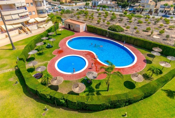 Herverkoop - Appartement / Flat -
Dehesa de Campoamor - Campoamor