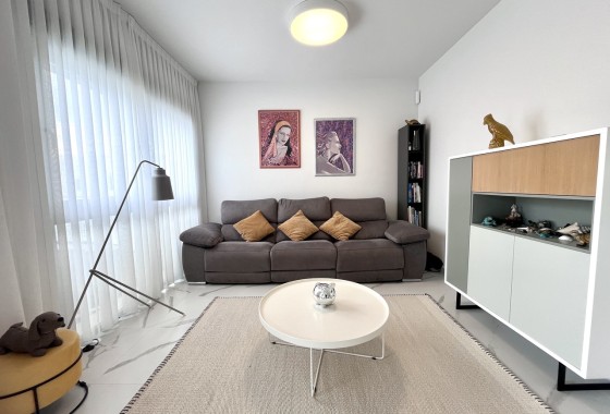 Resale - Apartment / Flat -
San Miguel de Salinas