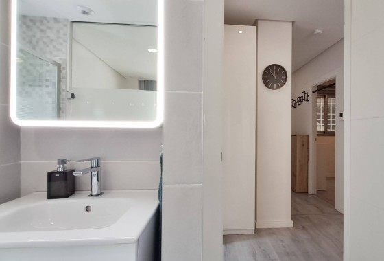 Herverkoop - Appartement / Flat -
Orihuela Costa - Los Dolses