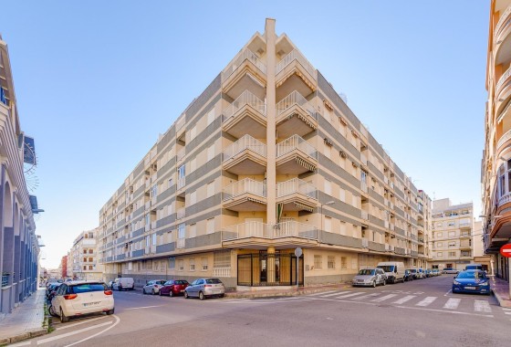 Herverkoop - Appartement / Flat -
Torrevieja