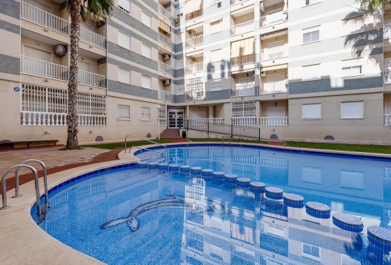Herverkoop - Appartement / Flat -
Torrevieja