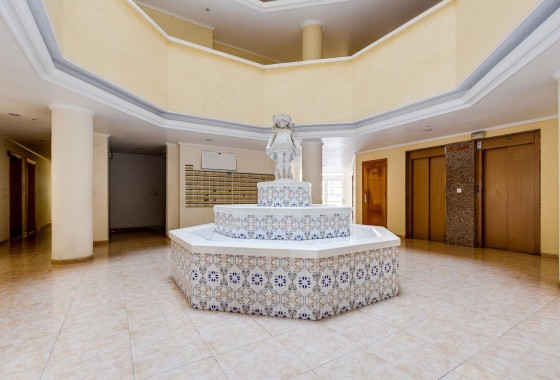 Herverkoop - Appartement / Flat -
Torrevieja