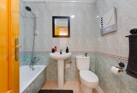 Herverkoop - Appartement / Flat -
Torrevieja