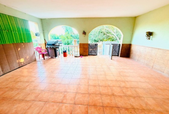 Herverkoop - Finca / Landhuis -
Catral