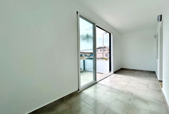 Herverkoop - Appartement / Flat -
La Siesta - El Salado - Torreta - Costa Blanca
