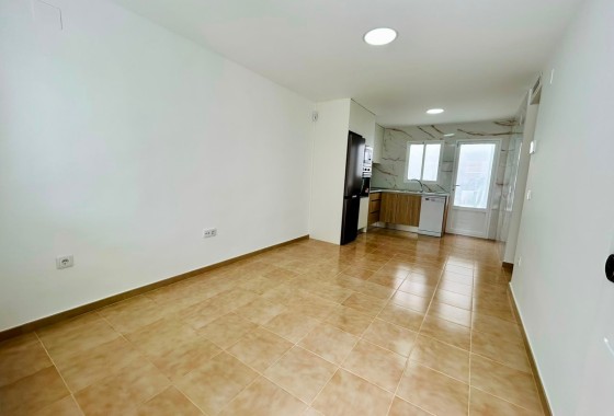 Herverkoop - Appartement / Flat -
La Siesta - El Salado - Torreta - Costa Blanca