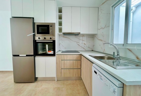 Herverkoop - Appartement / Flat -
La Siesta - El Salado - Torreta - Costa Blanca