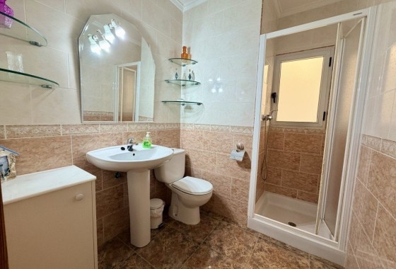 Sprzedaż - Apartament / Mieszkanie -
Rojales