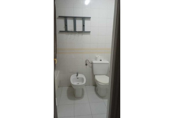 Venta - Apartamento / Piso -
Torrevieja