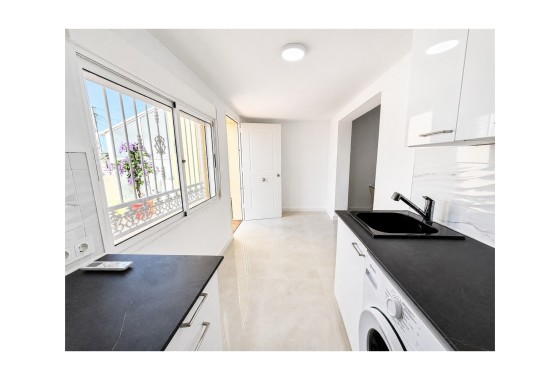 Herverkoop - Appartement / Flat -
Torrevieja - La Siesta