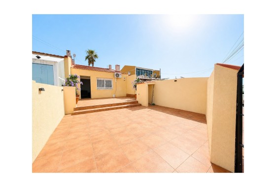Herverkoop - Appartement / Flat -
Torrevieja - La Siesta