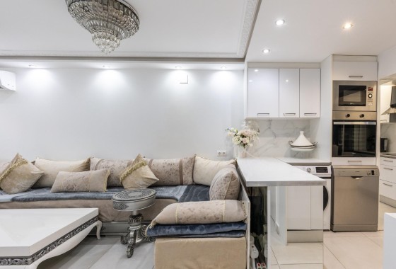 Herverkoop - Appartement / Flat -
Torrevieja - Torretas