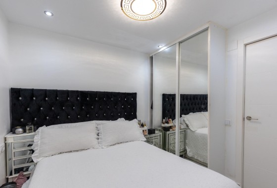 Herverkoop - Appartement / Flat -
Torrevieja - Torretas