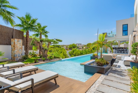 Herverkoop - Vrijstaande villa -
Las Colinas Golf Resort - Las Colinas Golf