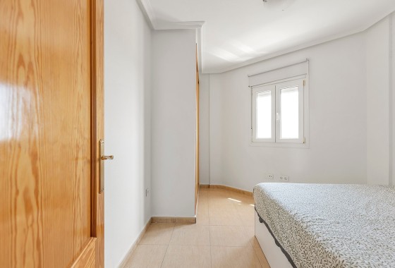 Venta - Apartamento / Piso -
Gea y Truyols - Lo Santiago