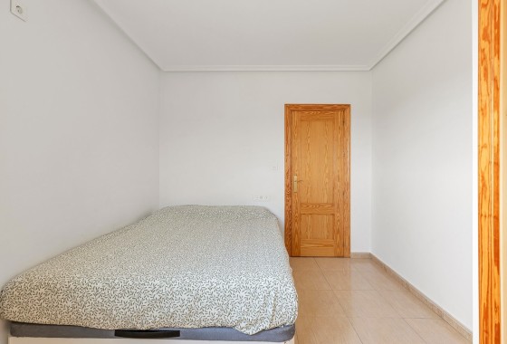 Venta - Apartamento / Piso -
Gea y Truyols - Lo Santiago