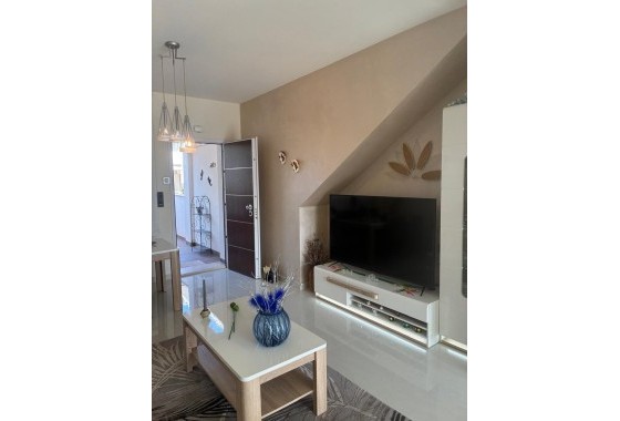 Herverkoop - Appartement / Flat -
Torrevieja - Los Balcones