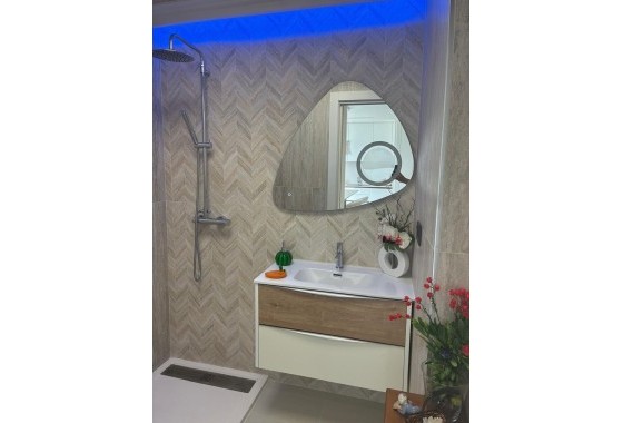 Herverkoop - Appartement / Flat -
Torrevieja - Los Balcones