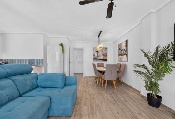 Herverkoop - Appartement / Flat -
Torrevieja - Playa del Cura