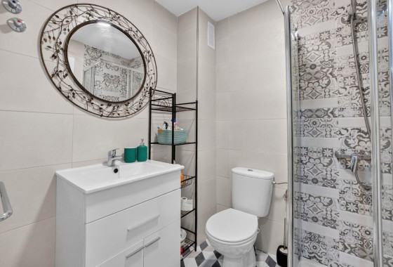 Herverkoop - Appartement / Flat -
Torrevieja - Playa del Cura