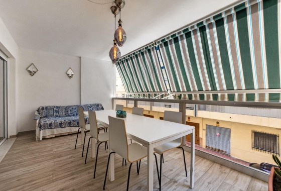 Herverkoop - Appartement / Flat -
Torrevieja - Playa del Cura