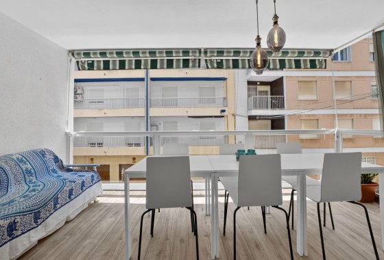 Herverkoop - Appartement / Flat -
Torrevieja - Playa del Cura