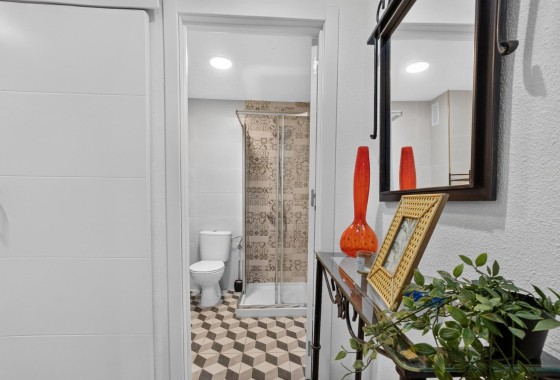 Herverkoop - Appartement / Flat -
Torrevieja - Playa del Cura