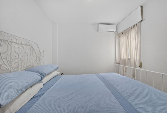 Herverkoop - Appartement / Flat -
Torrevieja - Playa del Cura