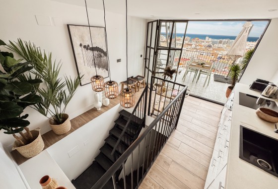 Resale - Townhouse -
Alicante - Alicante (Alacant)