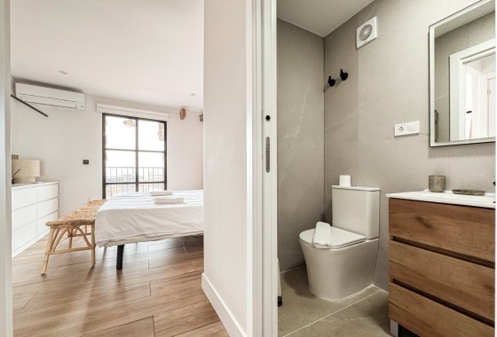 Resale - Townhouse -
Alicante - Alicante (Alacant)