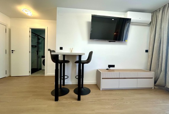Sprzedaż - Apartament / Mieszkanie -
Torrevieja - Punta Prima