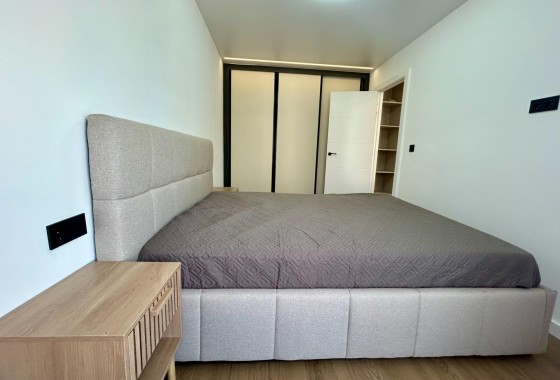 Sprzedaż - Apartament / Mieszkanie -
Torrevieja - Punta Prima