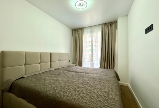 Sprzedaż - Apartament / Mieszkanie -
Torrevieja - Punta Prima