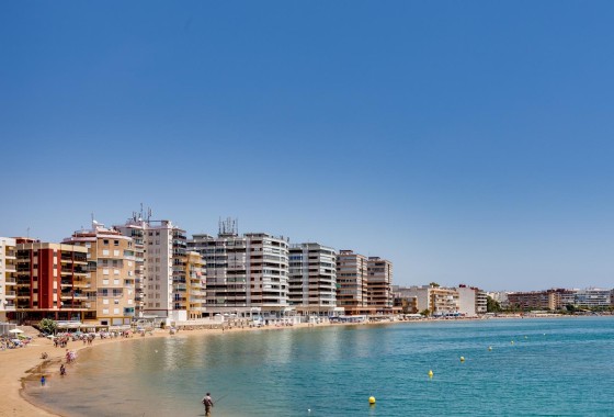 Sprzedaż - Apartament / Mieszkanie -
Torrevieja - Acequion
