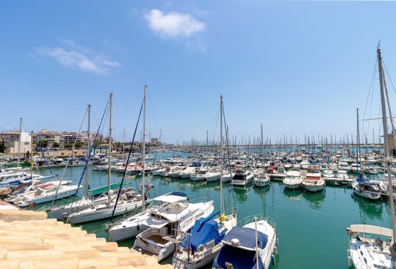 Sprzedaż - Apartament / Mieszkanie -
Torrevieja - Acequion