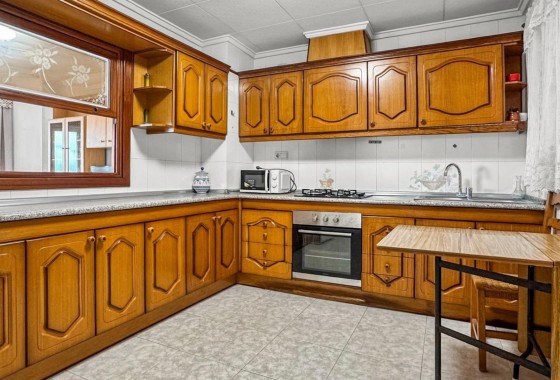Revente - Appartement -
Torrevieja - Playa de los Locos