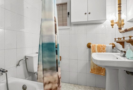 Revente - Appartement -
Torrevieja - Playa de los Locos