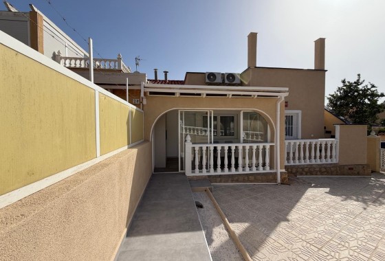 Revente - Maison de ville -
Torrevieja - Miramar - Torre Del Moro