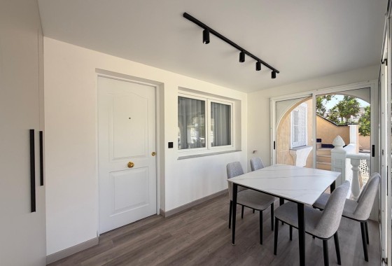 Revente - Maison de ville -
Torrevieja - Miramar - Torre Del Moro