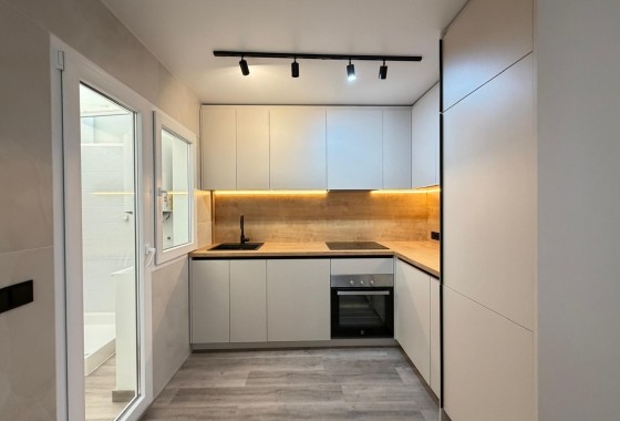 Revente - Maison de ville -
Torrevieja - Miramar - Torre Del Moro